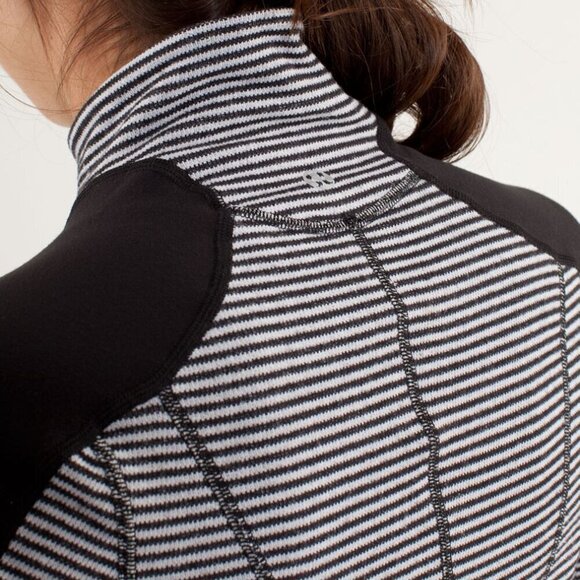 Lululemon Run: U-Turn Pullover- Long Sleeve Half Zip Running Pullover- Size 6 - Picture 5 of 15